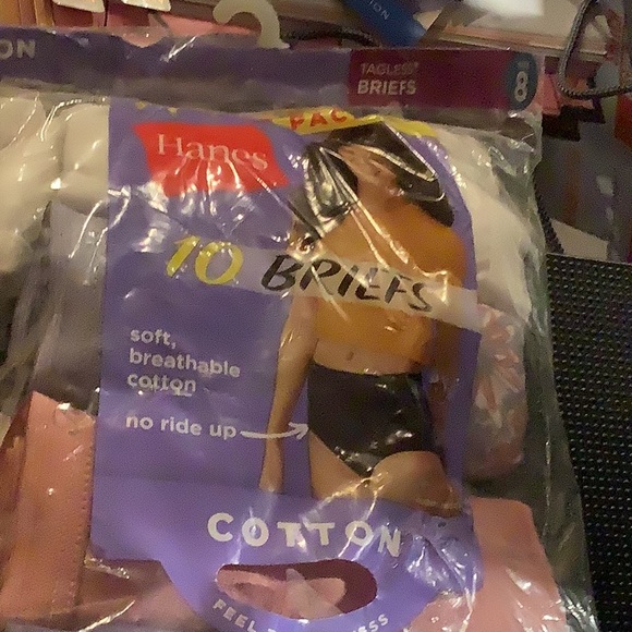 Hanes two 10-pack. Women’s briefs - Picture 3 of 3